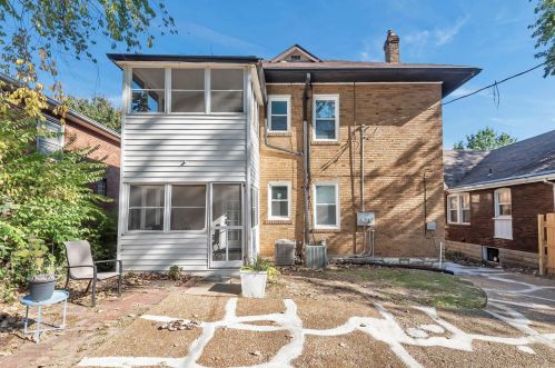 1129 Moorlands Dr, Saint Louis MO 63117-1527 exterior