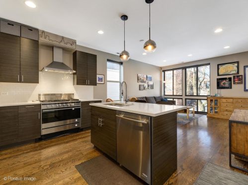 1643 Rockwell St, Chicago, IL 60647-5217