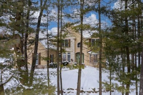 3506 Arbor Ln, Bull Valley, IL 60012-2110