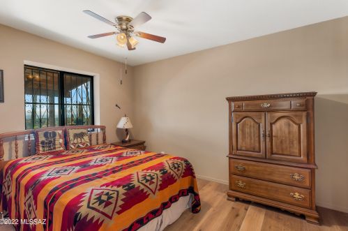 6822 Table Mtn Rd, Tucson AZ 85718-1328 exterior