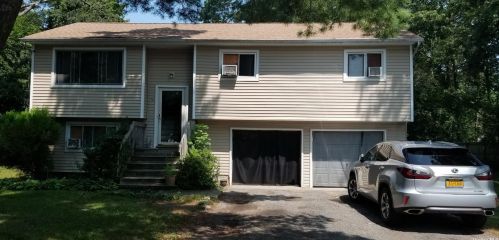 9 Court St, Babylon, NY 11702-4501