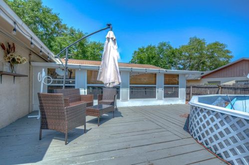 12527 Cardiff Dr, Tampa FL  33625-6593 exterior