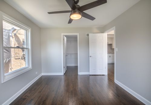 4572 Melvina Ave, Chicago IL  60630-3014 exterior