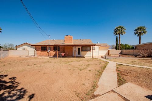 8302 3 St, Tucson AZ 85711-1518 exterior