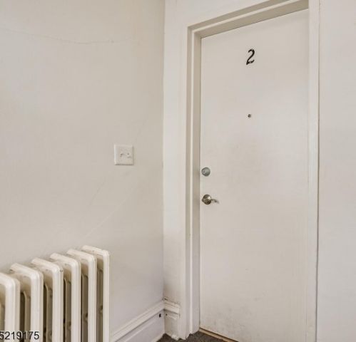 167 Hamilton St, New Brunswick NJ 08901-1806 exterior