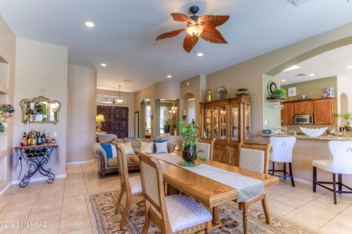 12742 Yellow Bird Rd, Tucson AZ 85755-7416 exterior