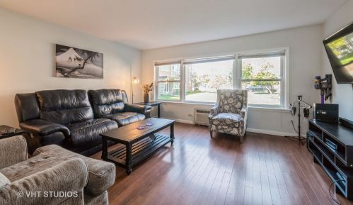 4105 Keeler Ave, Chicago, IL 60641-2265