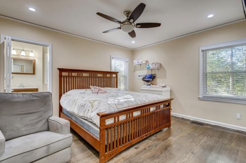 1265 Lavista Rd, Atlanta GA 30324-3834 exterior