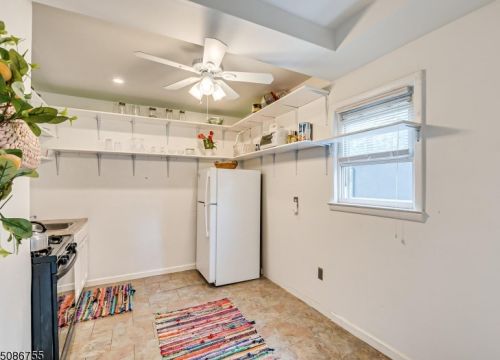 55 Laramie Rd, Plainfield NJ 07060-2951 exterior