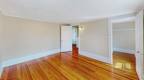 1405 Burdick St, Kalamazoo MI  49001-2701 exterior