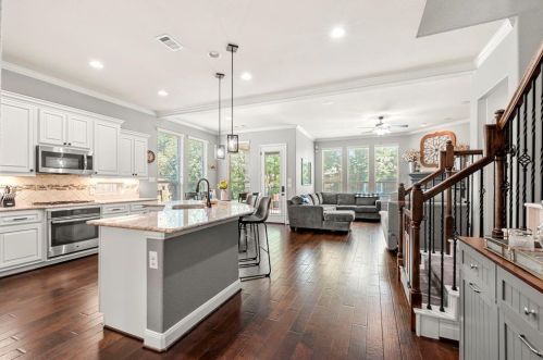 331 Kinderwood Trl, Montgomery TX 77316-2121 exterior