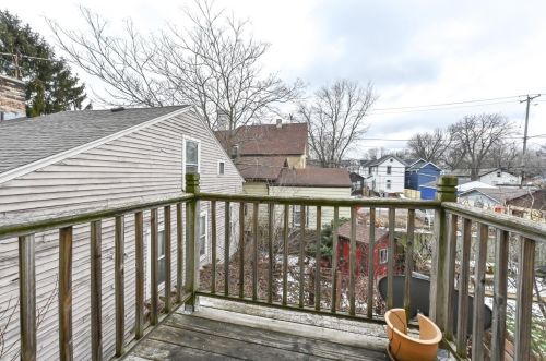 309 Mineral St, Milwaukee WI 53204-1739 exterior