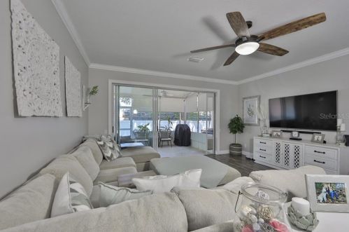 6615 Shining Sun Ct, Tampa FL 33634-1251 exterior