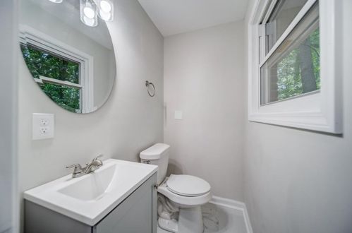 856 Harwell Rd, Atlanta GA  30318-5828 exterior