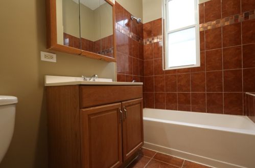 7043 Carpenter St, Chicago IL 60621-1026 exterior