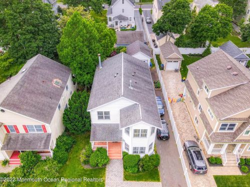 92 Washington St, Locust NJ 07760-1432 exterior