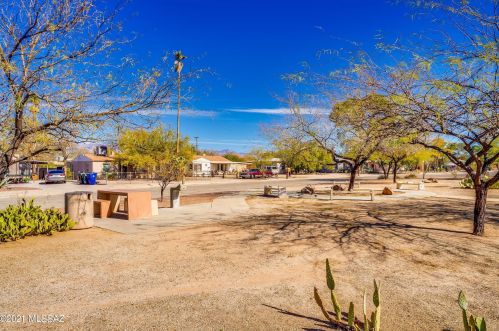 4020 Montecito St, Tucson AZ 85711-4873 exterior