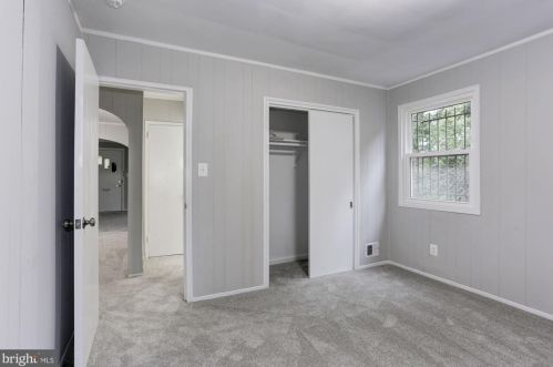 872 Bellevue St, Washington DC 20032-6002 exterior