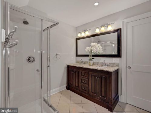 1111 Highland Dr, Silver Spring MD 20910-2220 exterior