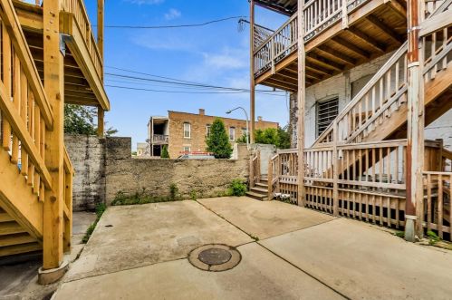 3600 Winchester Ave, Chicago IL 60609-1234 exterior