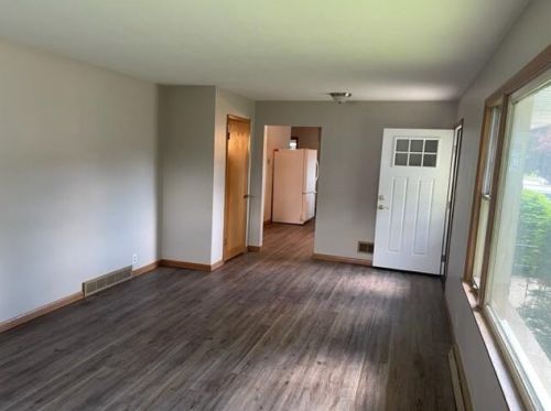 1702 Cherry Rd, Manitowoc, WI 54220-1818