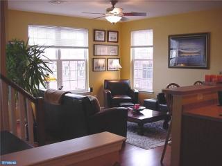 3102 Master St, Philadelphia PA  19121-4424 exterior