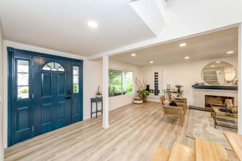 2017 Las Lanas Ln, Fullerton CA  92833-1706 exterior