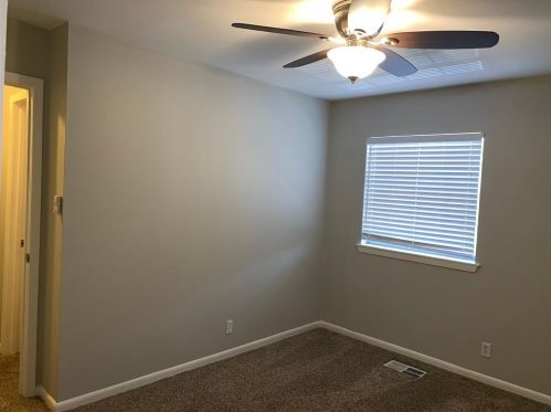 105 38th St, Austin TX 78705-1525 exterior