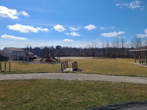 1503 Michael Dr, Pittsburgh PA  15227-3958 exterior