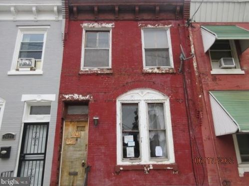 2419 Carlisle St, Philadelphia PA 19132-4018 exterior