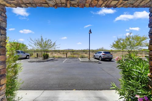 17850 68th St, Phoenix AZ  85054-9100 exterior