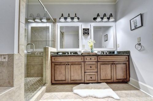 6033 City Walk Ln, Atlanta GA 30328 exterior