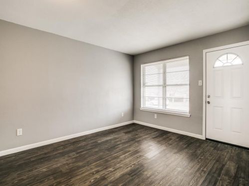 3037 Mccarthy St, Irving TX 75062-4150 exterior