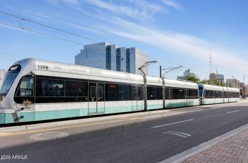 3633 3rd Ave, Phoenix AZ  85013-3914 exterior