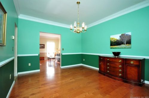 100 Pierce Blvd, Windsor CT 06095-1787 exterior