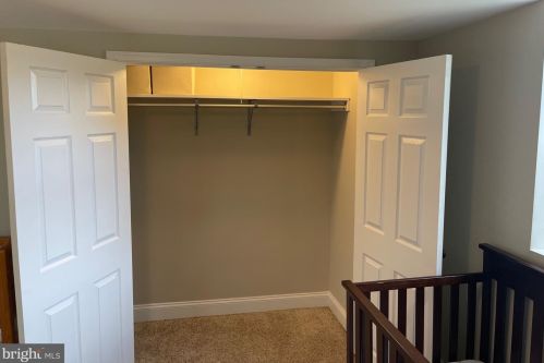 998 Plunkert Rd, Littlestown PA 17340-9643 exterior