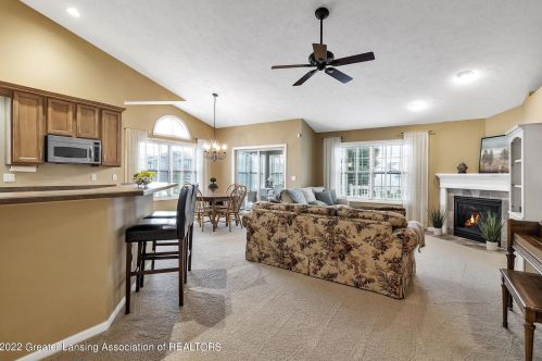 4106 Presidents Way, Dewitt MI 48820-7883 exterior