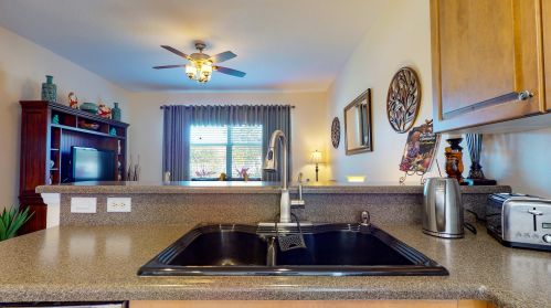 10051 Chadwick Dr, Fort Pierce FL 34987-2418 exterior