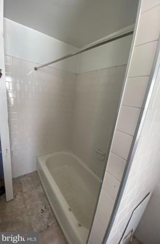 1239 2nd St, Philadelphia PA 19133-3303 exterior