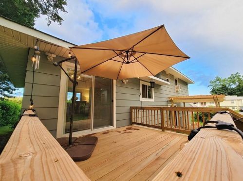 1330 Atwood Ave, Providence RI  02919-4903 exterior