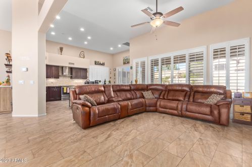 1454 Whitten Pl, Chandler AZ 85225-2101 exterior