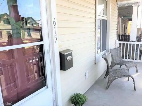 615 Southern Ave, Pittsburgh PA  15211-2250 exterior