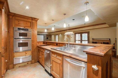 700 Brookwoods Trce, Atlanta GA 30342-2473 exterior