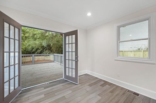 680 Holmes St, Atlanta GA  30318-7626 exterior