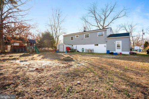 211 California Trl, Browns Mills NJ 08015-5640 exterior