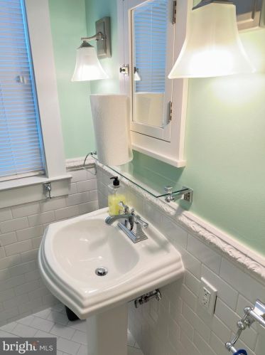 725 Shippen St, Lancaster PA 17602-2714 exterior