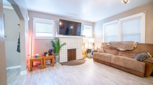 36 Grape St, Pittsburgh PA  15210-2022 exterior