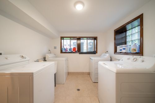 4453 Kildare Ave, Chicago IL 60652-3127 exterior