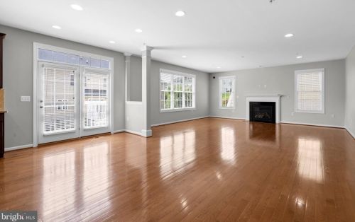 13221 Moonlight Trail Ct, Silver Spring MD 20906-6703 exterior