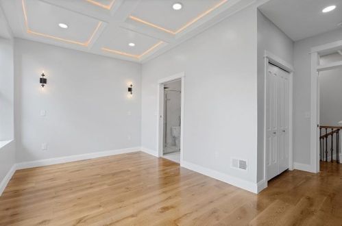 1714 Buena Vis St, Pittsburgh PA 15212-3927 exterior